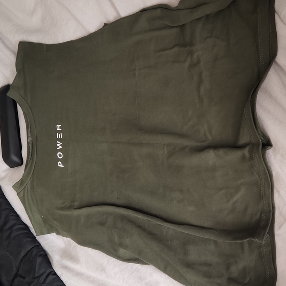 Workout shirt - Picture 1 of 2